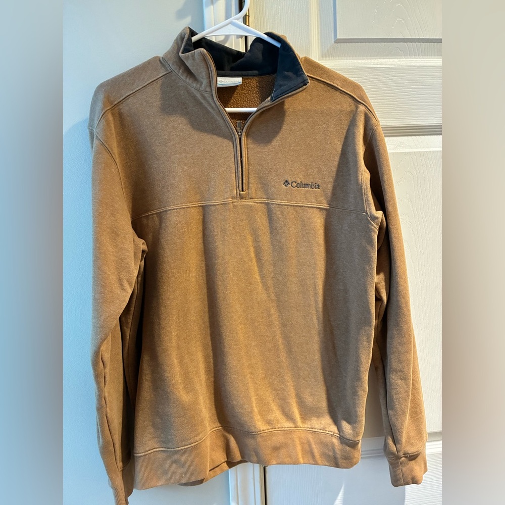 Columbia Men's Crewneck Tan Sweater